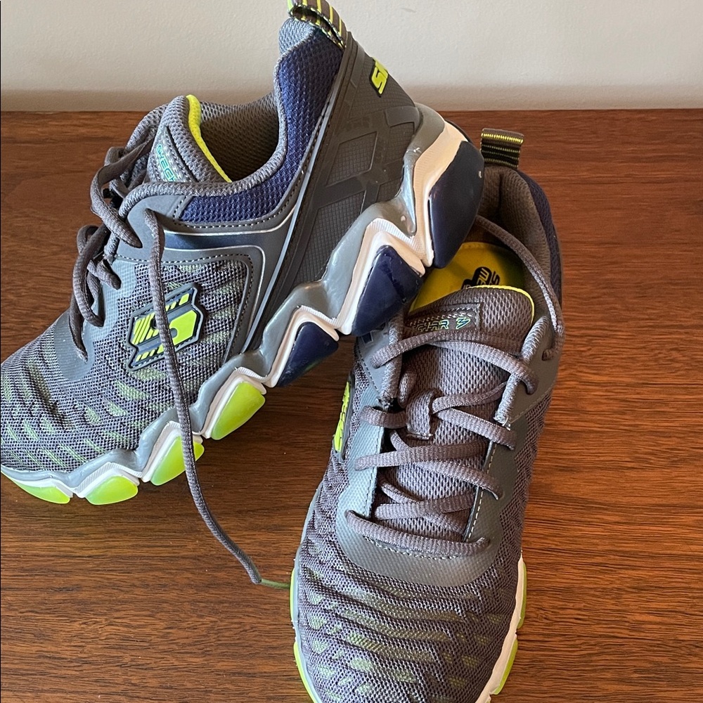 Boys Skechers Sneakers in Gray and Neon Green - Picture 8 of 11